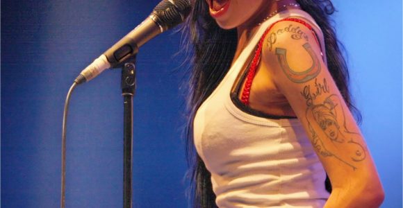 Amy Winehouse Lebenslauf Deutsch Amy Winehouse –
