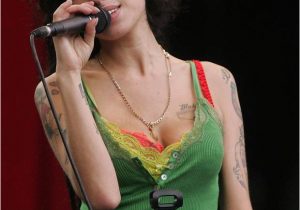 Amy Winehouse Lebenslauf Deutsch Amy Winehouse Steckbrief News Bilder