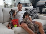 Cristiano Ronaldo Lebenslauf Deutsch Cristiano Ronaldo Starporträt News Bilder