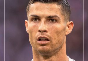Cristiano Ronaldo Lebenslauf Deutsch Ronaldo Die Geschichte Eines Besessenen Amazon Caioli