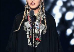Madonna Lebenslauf Deutsch Pin Von ÐÐ¾Ð½ÑÑÐ°Ð½ÑÐ¸Ð½ ÐÐ¼Ð°Ð½ Auf Madonna